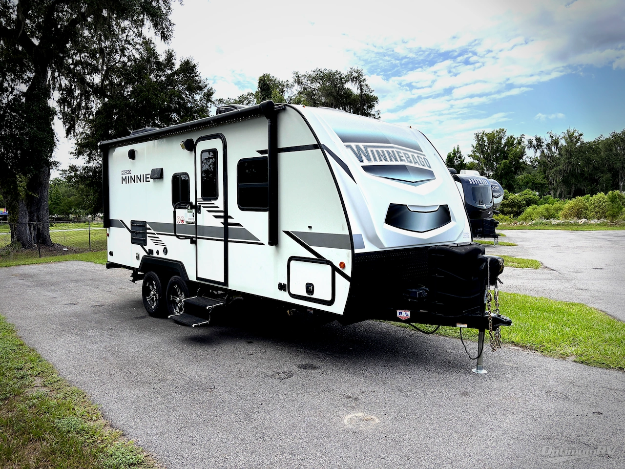 2021 Winnebago Towables Micro Minnie 2108TB Photo 1