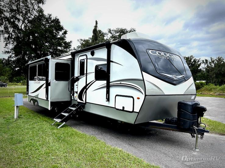 2022 Keystone Cougar Half-Ton 34TSB RV Photo 1