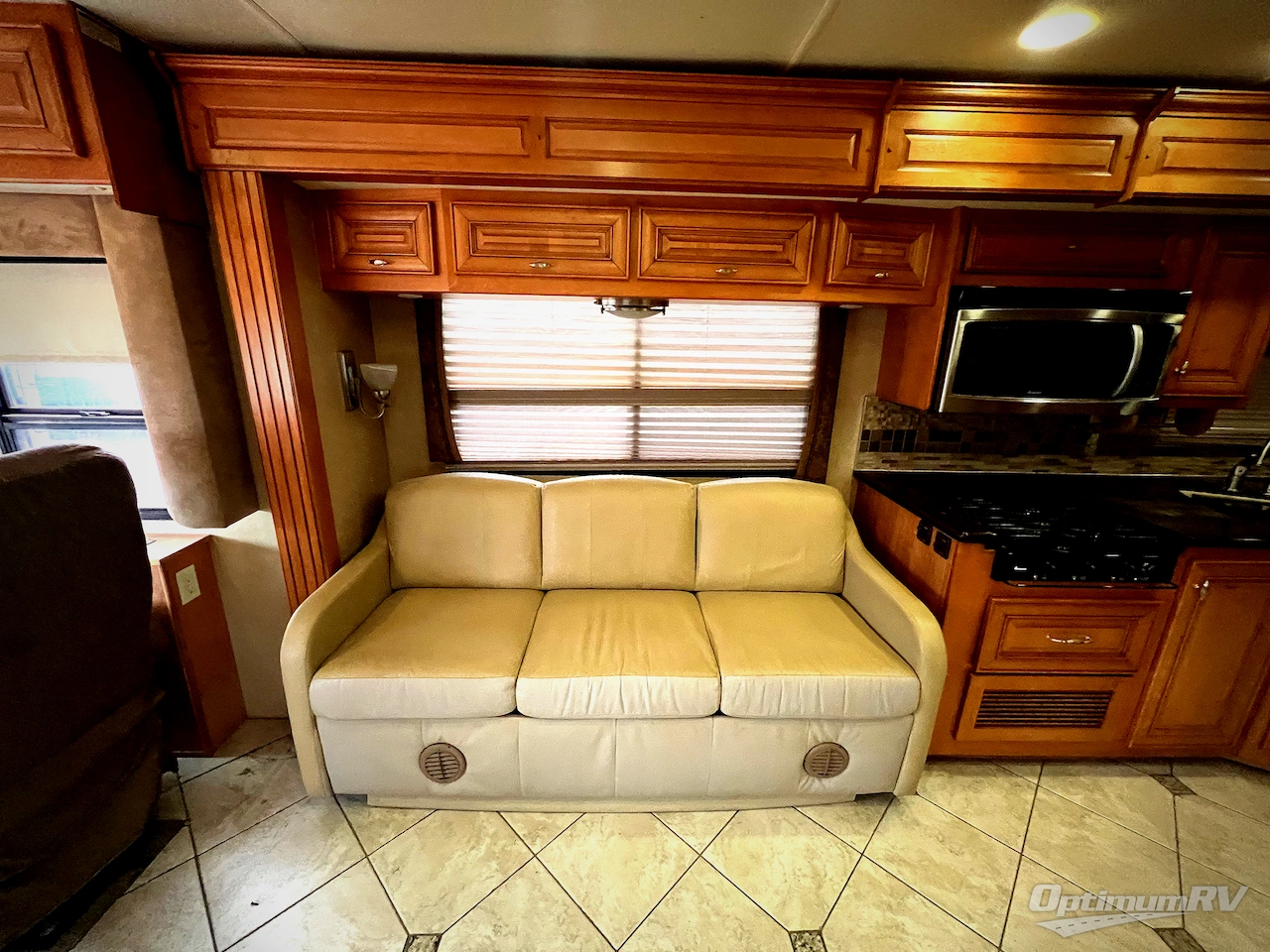 2011 Forest River Charleston 430QS Photo 7