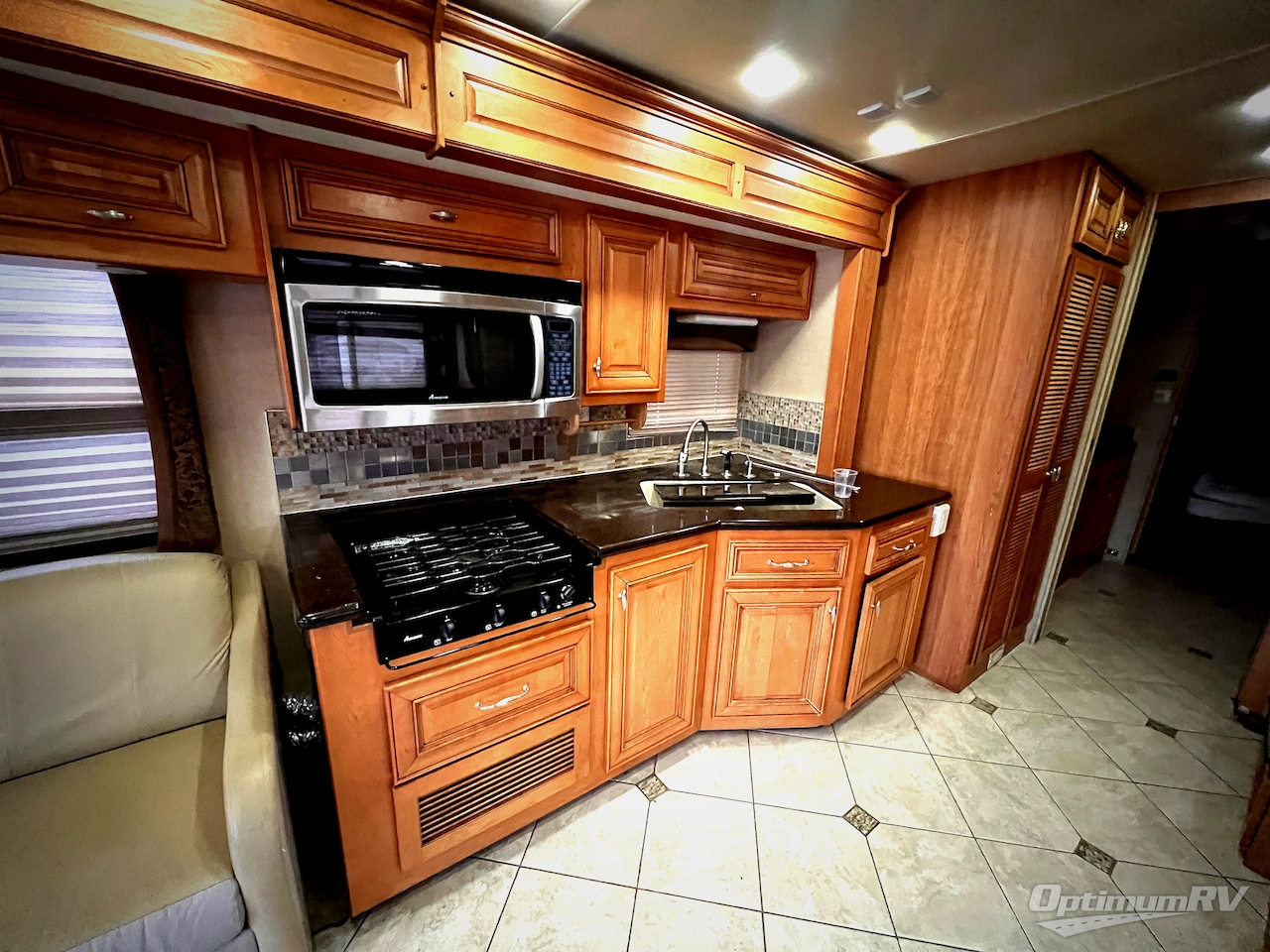 2011 Forest River Charleston 430QS Photo 10