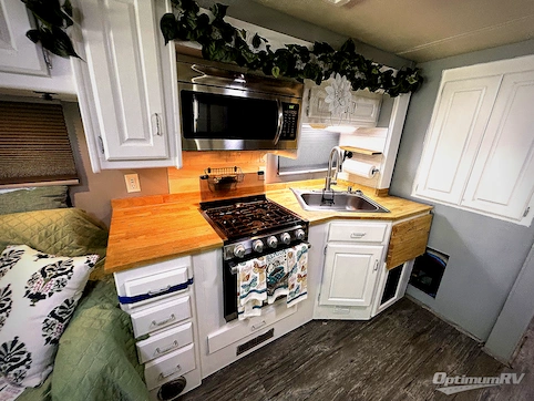 2021 Heartland Cyclone 4270 RV Photo 3