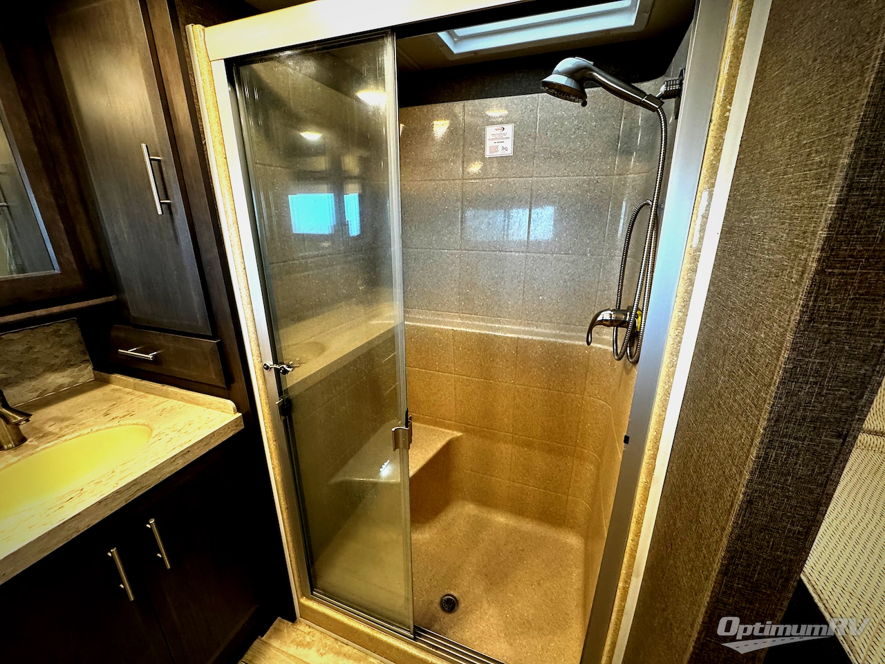 2022 Thor Venetian R40 Photo 20