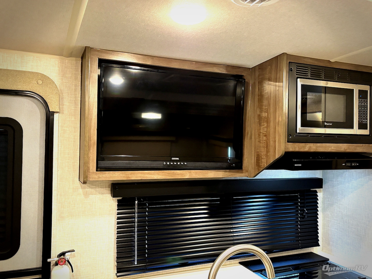 2023 Forest River Rockwood Mini Lite 2104S Photo 10
