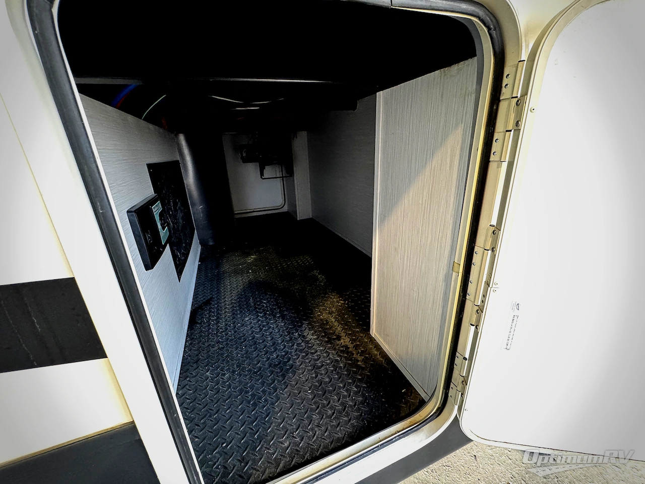 2021 Forest River Cedar Creek Champagne Edition 38EFK Photo 2