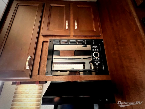 2016 Keystone Impact 311 RV Photo 3