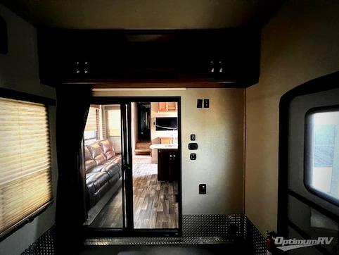 2016 Keystone Impact 311 RV Photo 4
