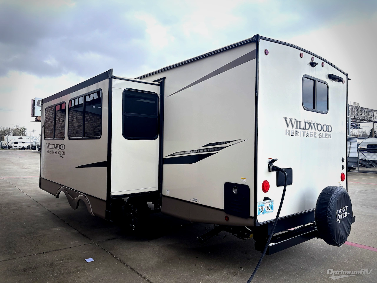 2024 Forest River Wildwood Heritage Glen Hyper-Lyte 25RBHL Photo 3