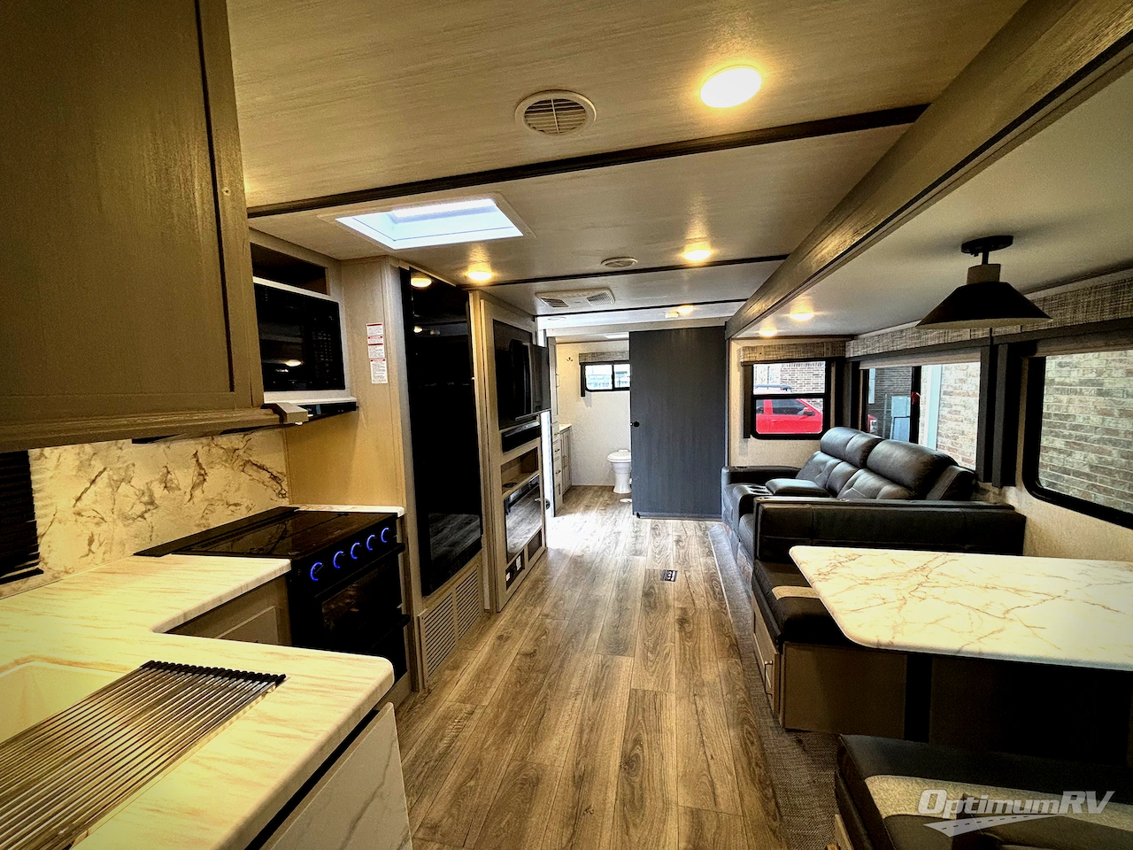 2024 Forest River Wildwood Heritage Glen Hyper-Lyte 25RBHL Photo 6