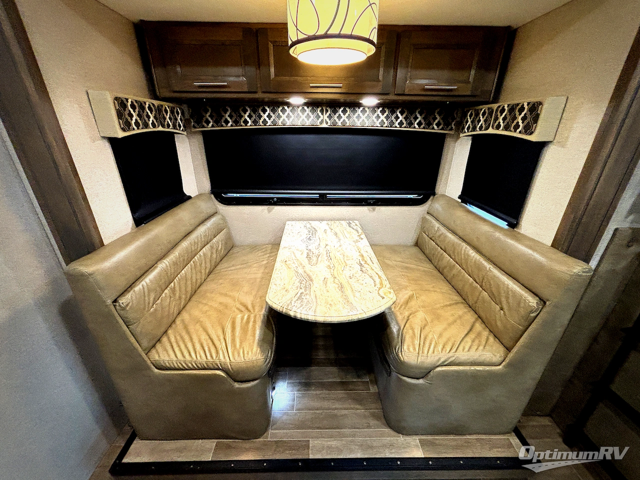 2020 Dynamax Isata 5 28SS Photo 14