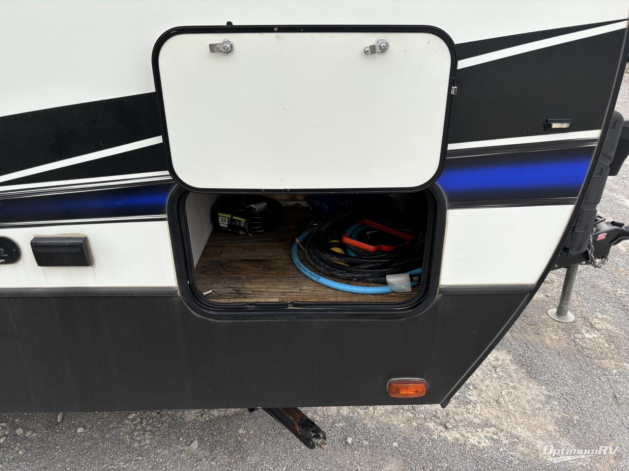 2019 Keystone Impact 311 Photo 12