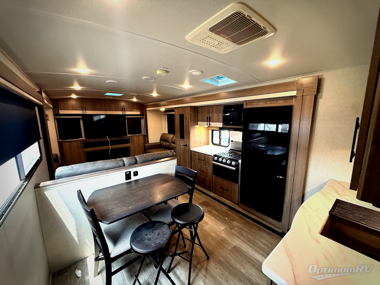 2023 Grand Design Imagine 3100RD Photo 4