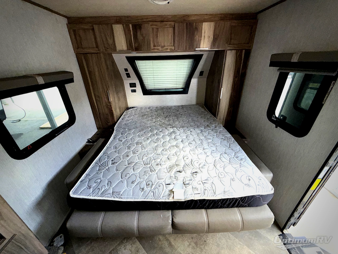 2021 Palomino Revolve EV-1 Photo 6