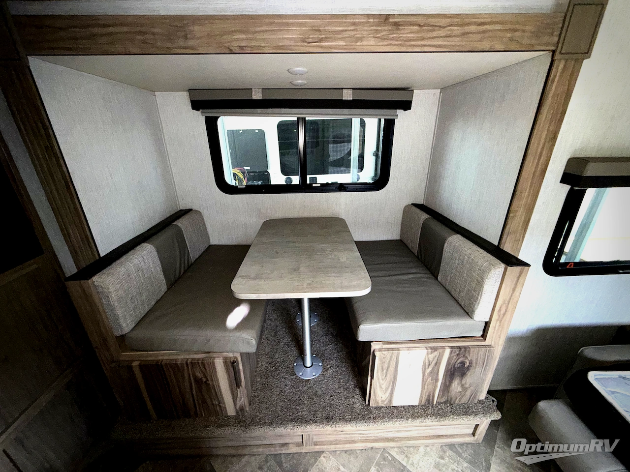 2021 Palomino Revolve EV-1 Photo 7