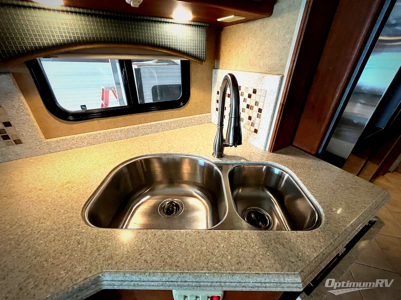 2011 Holiday Rambler Neptune 40PBQ Photo 18