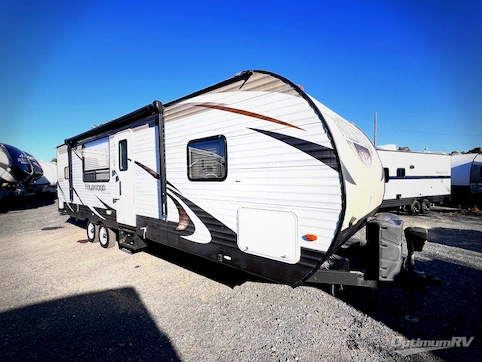 Used 2015 Forest River Wildwood 27RKSS Featured Photo