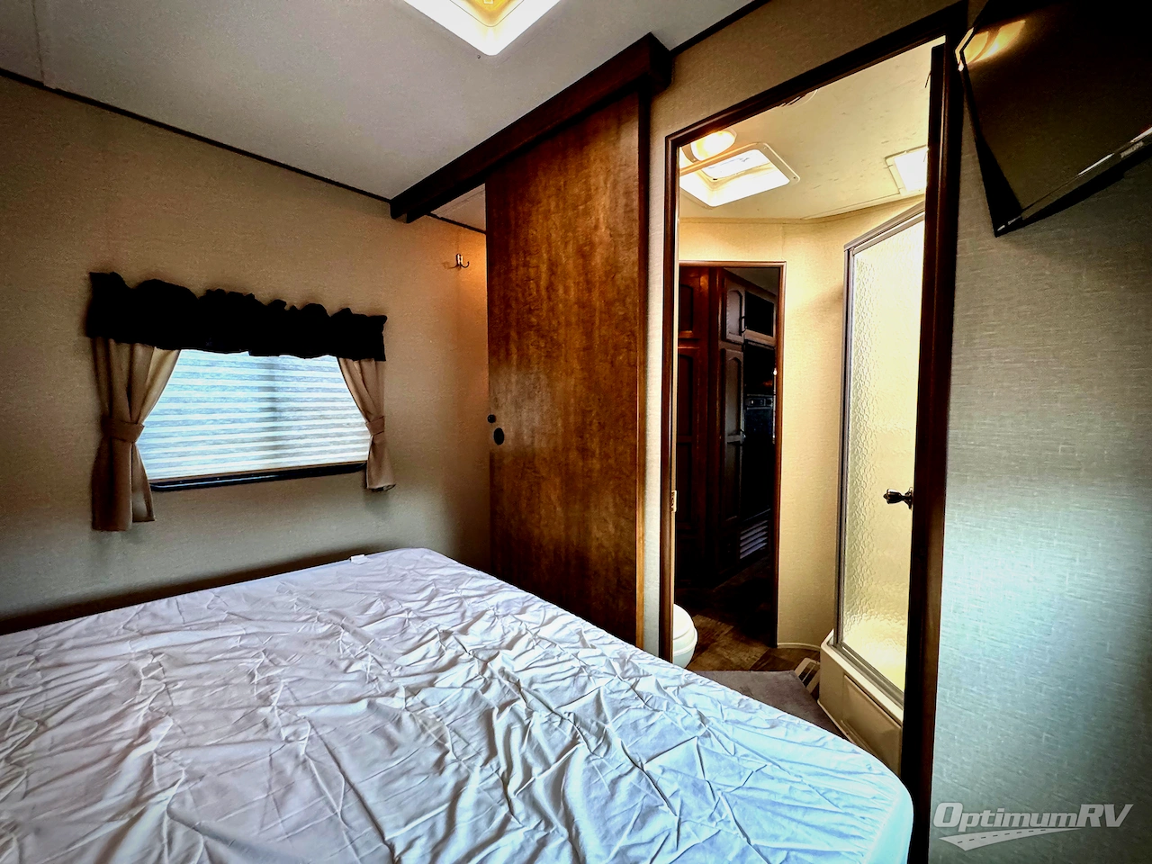 2015 CrossRoads Zinger ZT27RL Photo 11