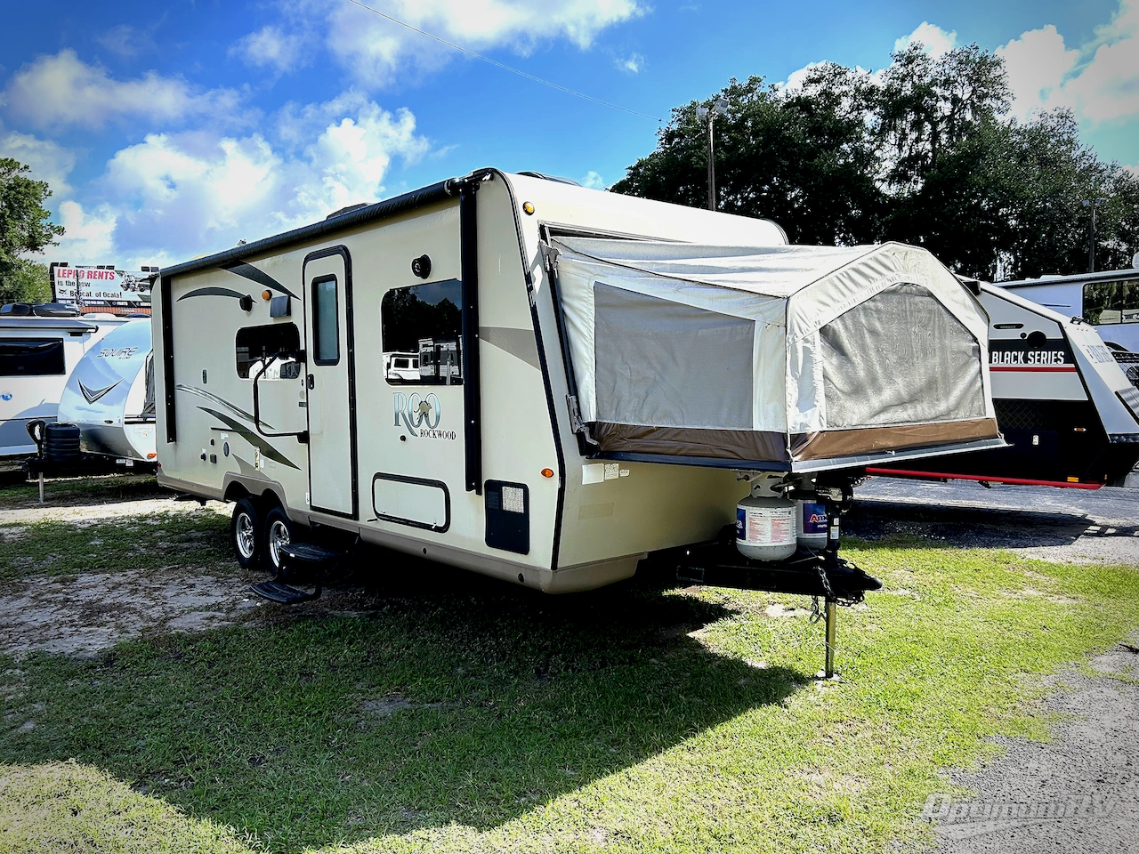 2018 Forest River Rockwood Roo 233S Photo 1