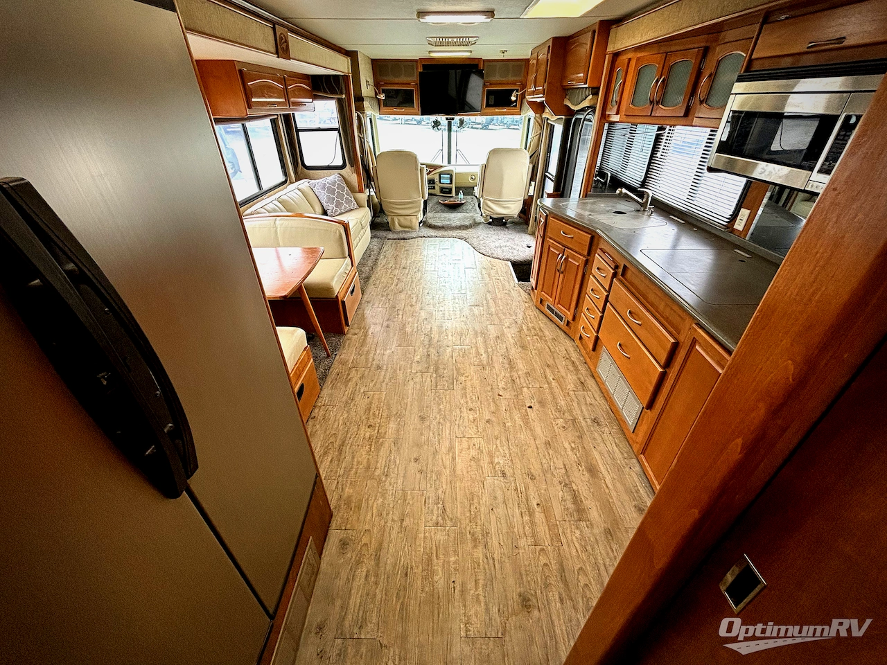 2004 Fleetwood Pace Arrow 35B Photo 7