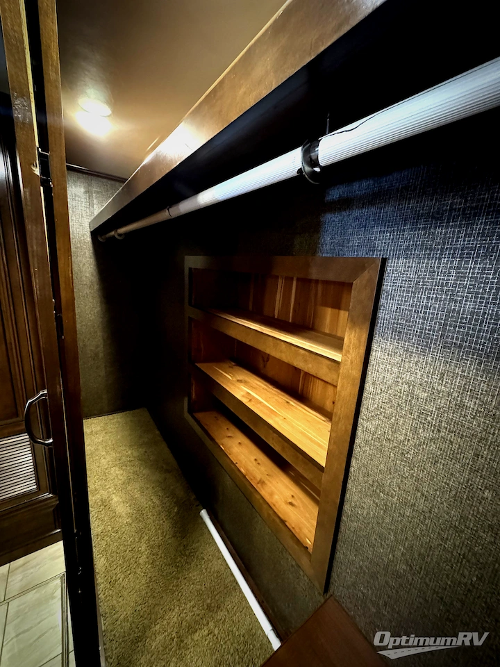 2017 Thor Tuscany 40DX Photo 22