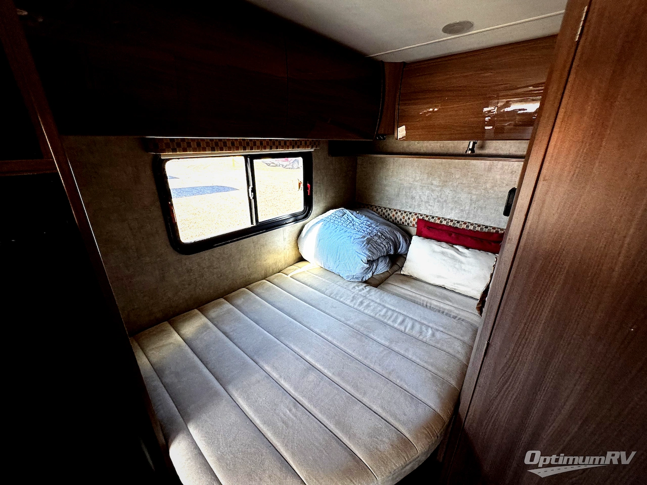 2015 Itasca Viva 23L Photo 12