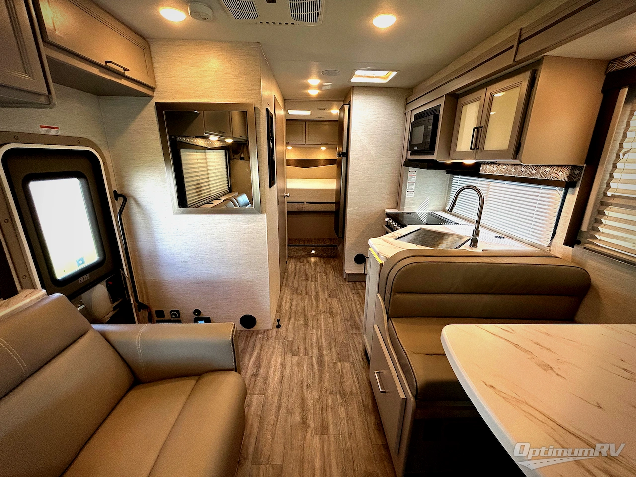 2024 Thor Four Winds 28Z Photo 4