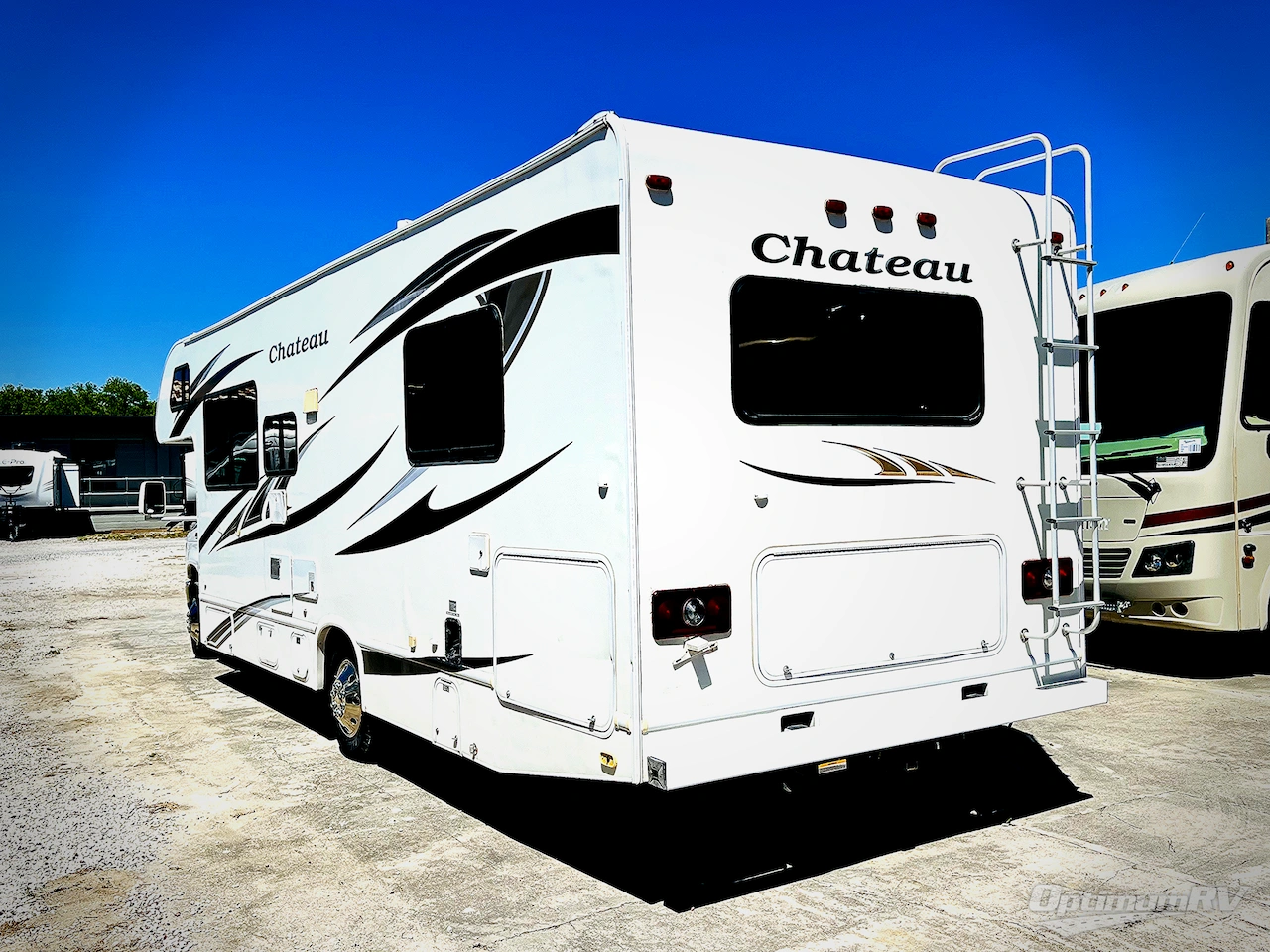 2011 Four Winds Chateau 28A Photo 3