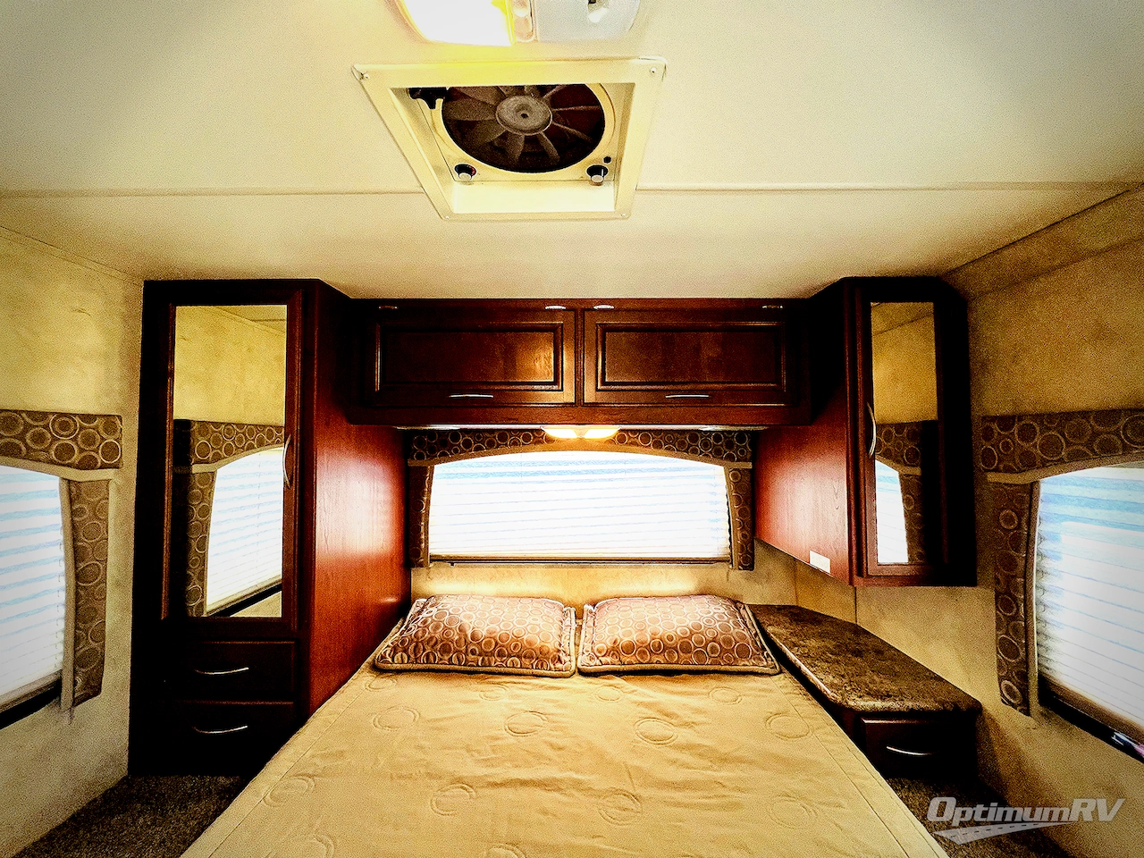 2011 Four Winds Chateau 28A Photo 21