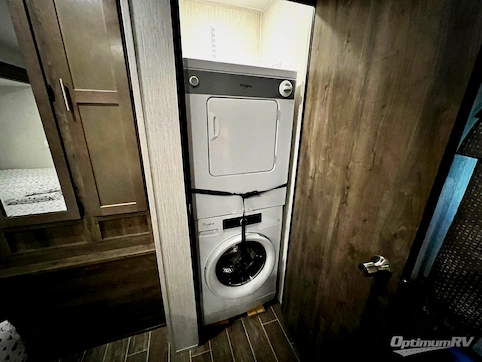 2021 Palomino Puma Destination 39DBT RV Photo 2