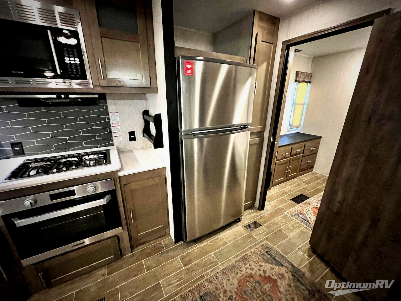 2021 Palomino Puma Destination 39DBT Photo 17