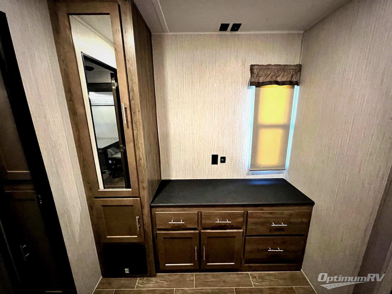 2021 Palomino Puma Destination 39DBT Photo 22