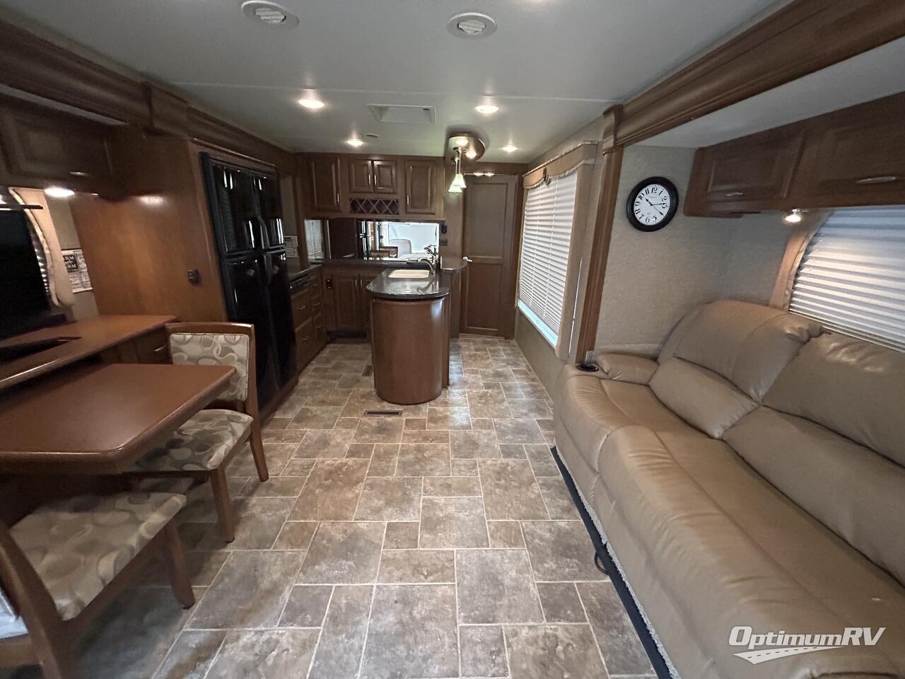 2013 Thor Challenger 37GT Photo 5