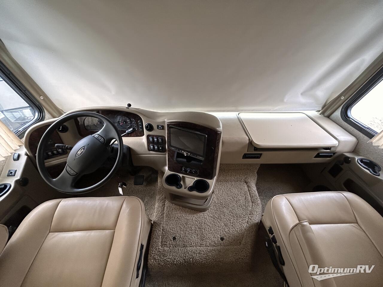 2013 Thor Challenger 37GT Photo 4