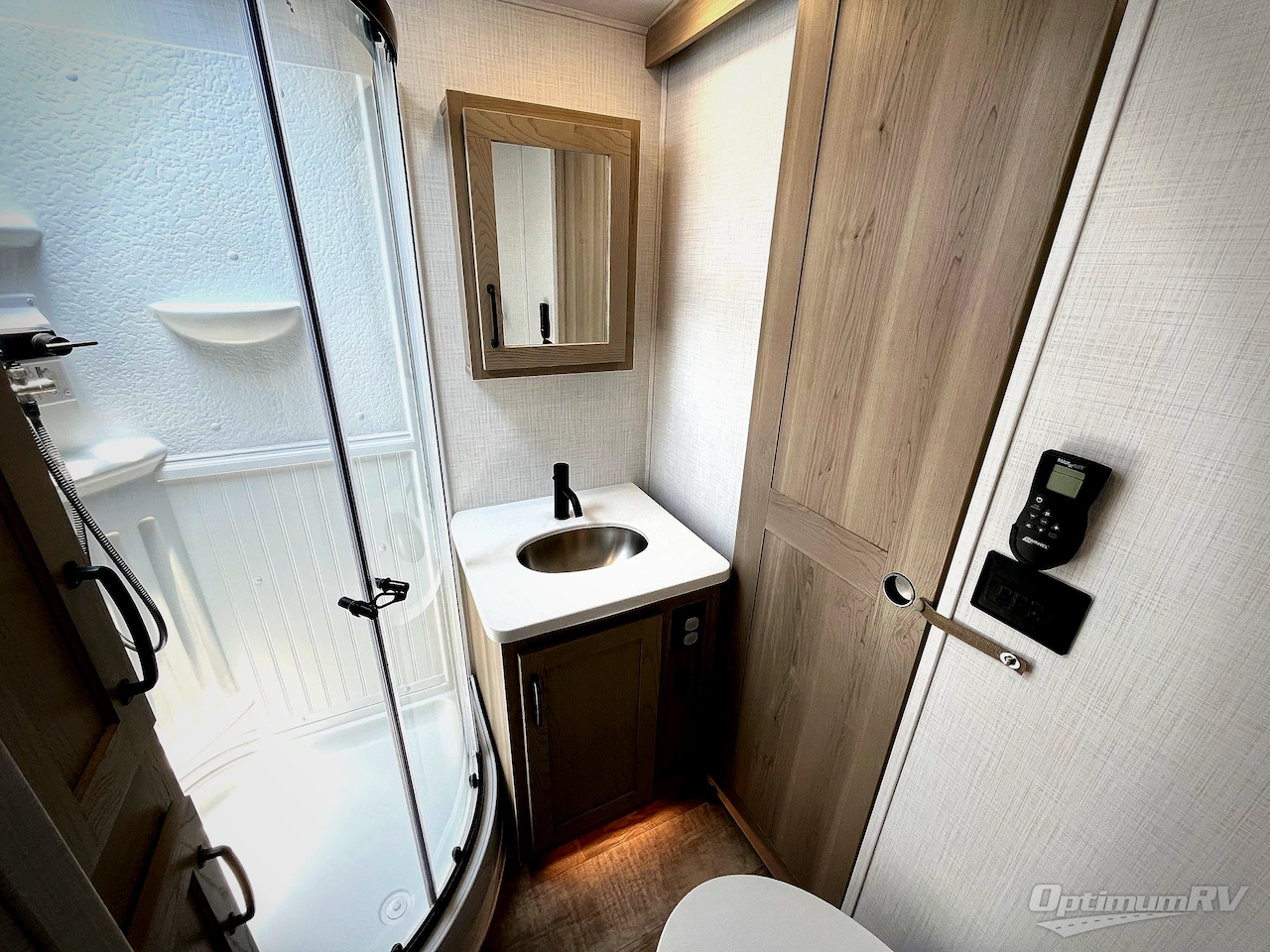2024 Forest River Rockwood Signature 8336BH Photo 22