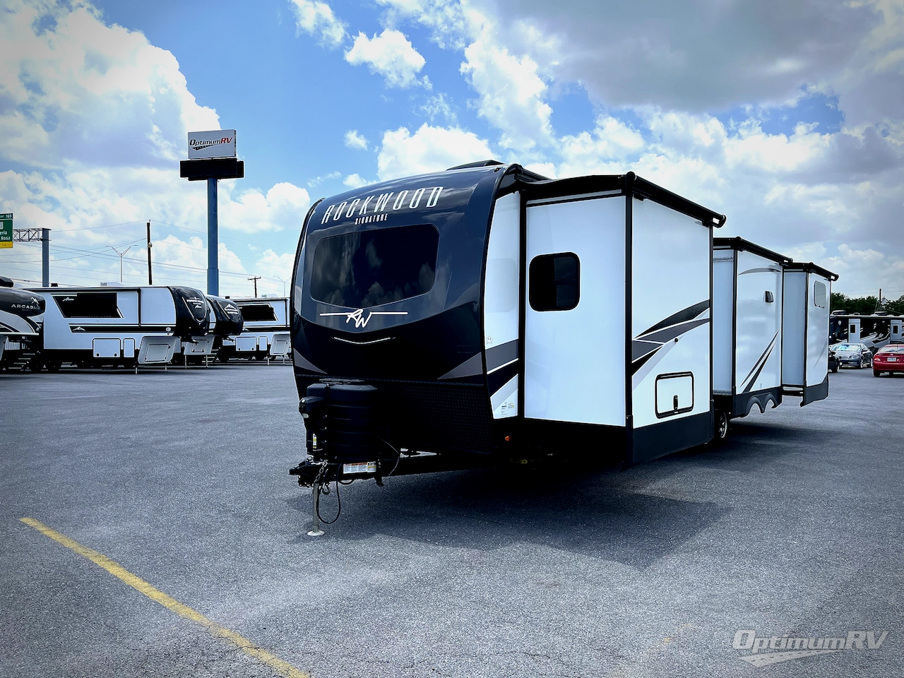 2024 Forest River Rockwood Signature 8336BH Photo 2