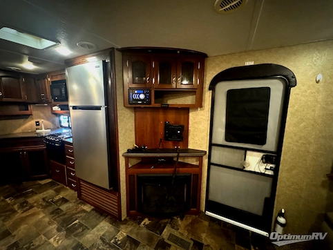 2015 Prime Time LaCrosse 311RLS RV Photo 3