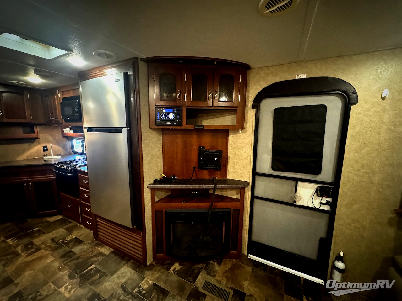 2015 Prime Time LaCrosse 311RLS Photo 5