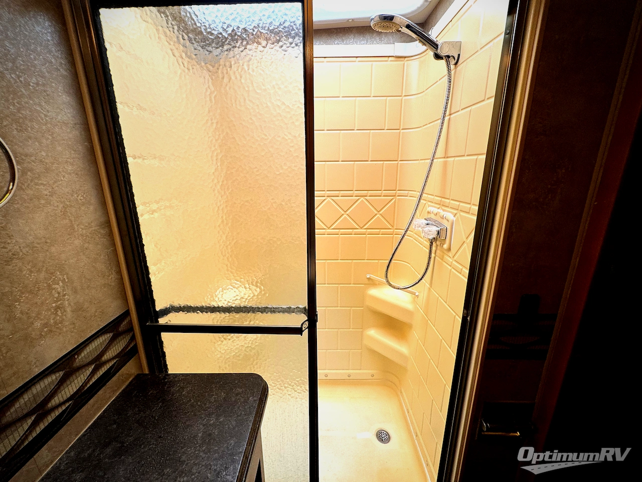 2013 Itasca Sunova 33C Photo 15
