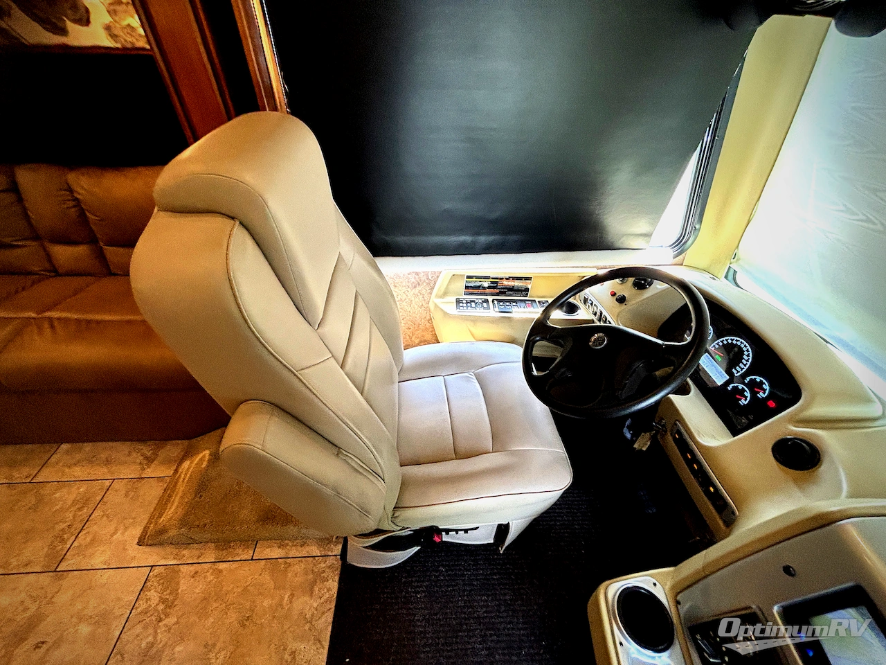2015 Tiffin Allegro Breeze 32 BR Photo 7