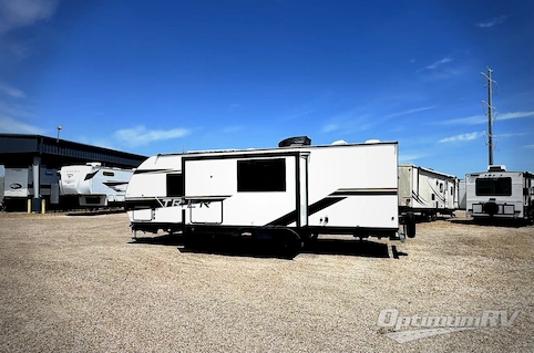 2025 Prime Time Tracer 250BH RV Photo 2