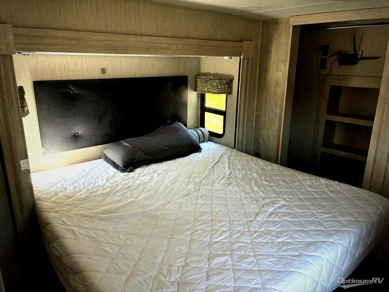 2023 Forest River Sierra 3370RLS Photo 14