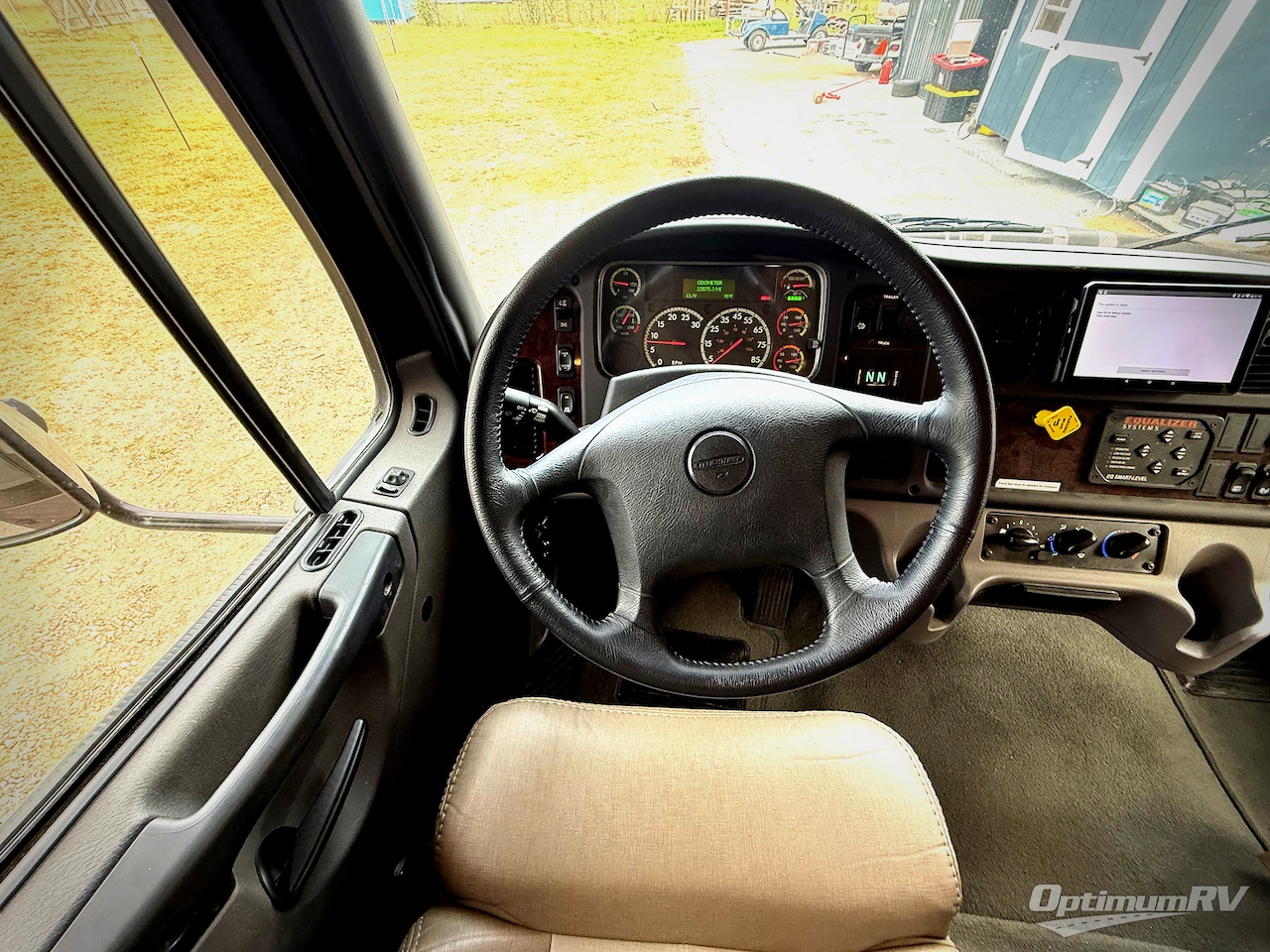 2022 Renegade Valencia 38RW Photo 6