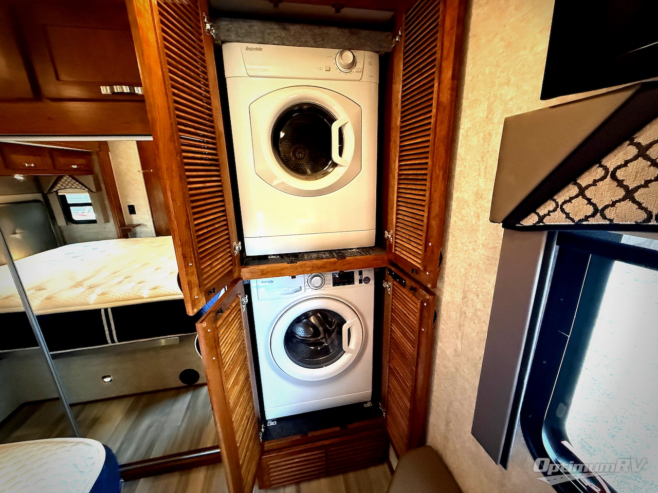 2022 Renegade Valencia 38RW Photo 18