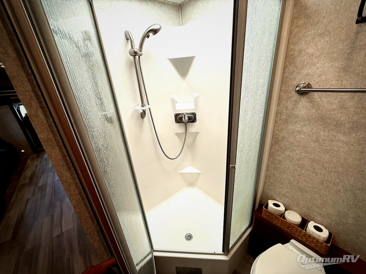 2022 Renegade Valencia 38RW Photo 21