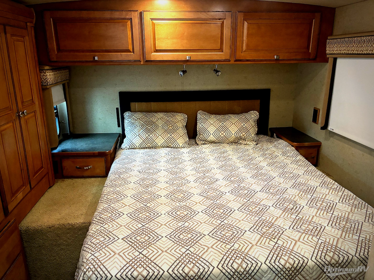 2014 Itasca Cambria 30J Photo 9