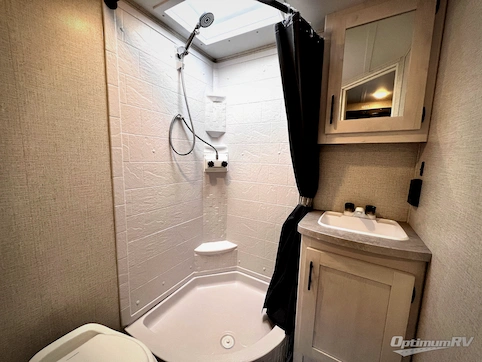 2021 Dutchmen Coleman Rubicon 1608RB RV Photo 4