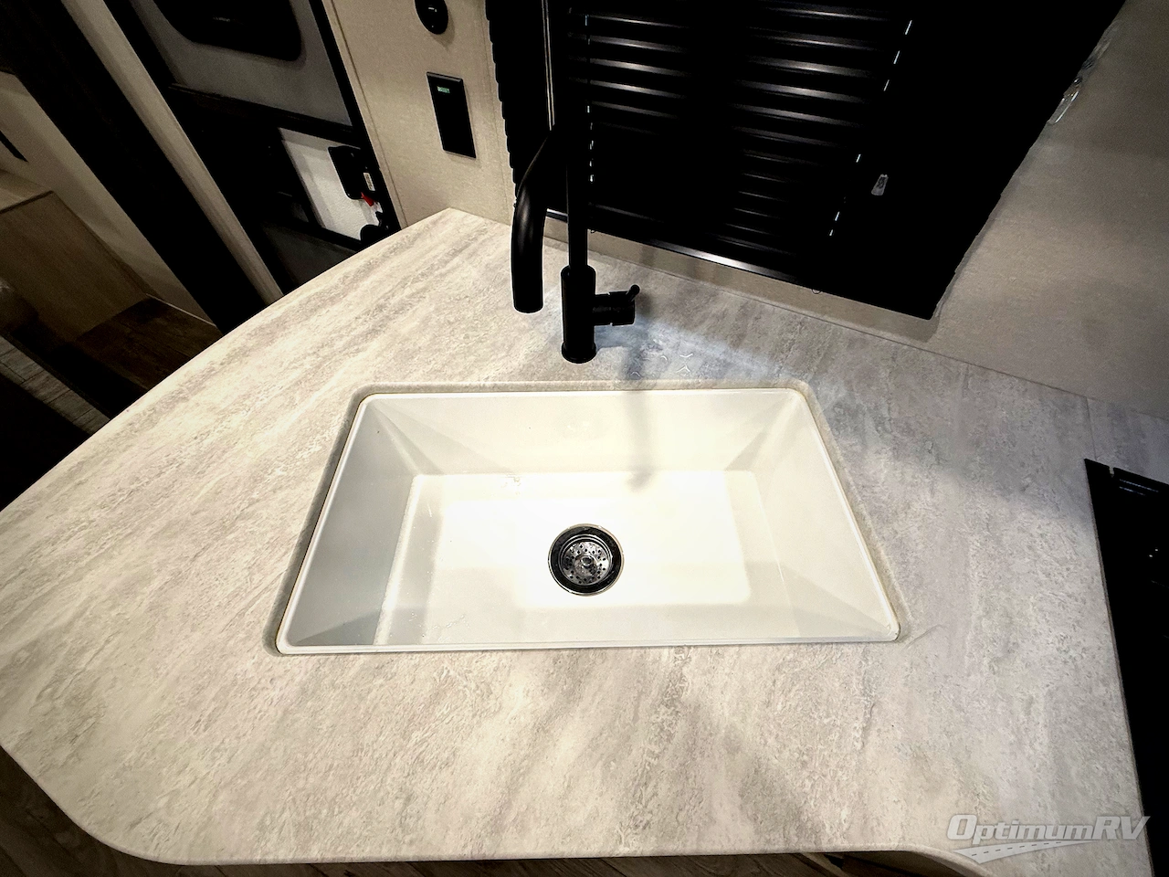 2025 Coachmen Catalina Summit Series 8 261BHS Photo 8