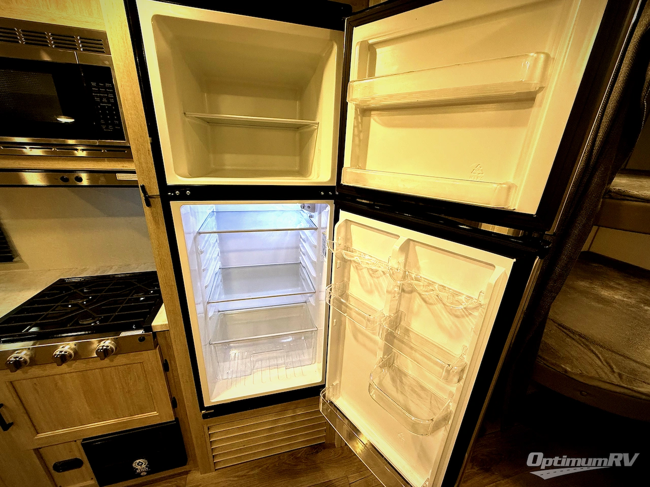 2025 Coachmen Catalina Summit Series 8 261BHS Photo 10