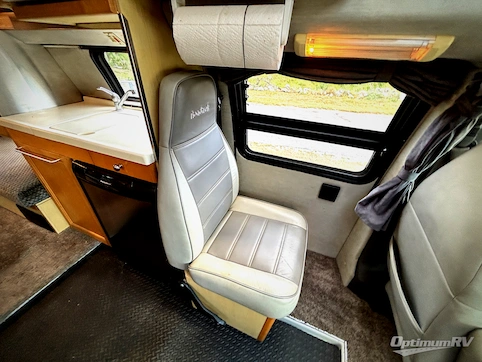 2006 Roadtrek Roadtrek - 190 Versatile 190-Versatile RV Photo 3