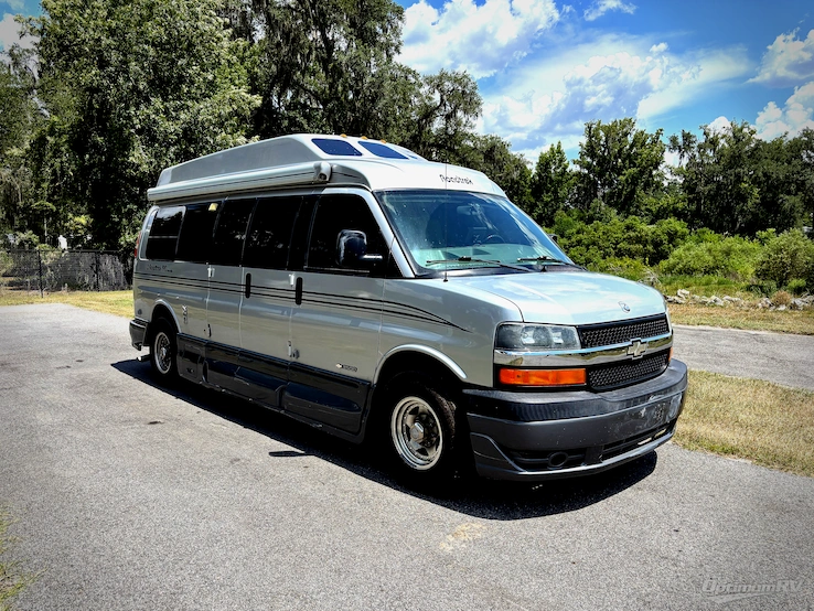 2006 Roadtrek Roadtrek - 190 Versatile 190-Versatile RV Photo 1