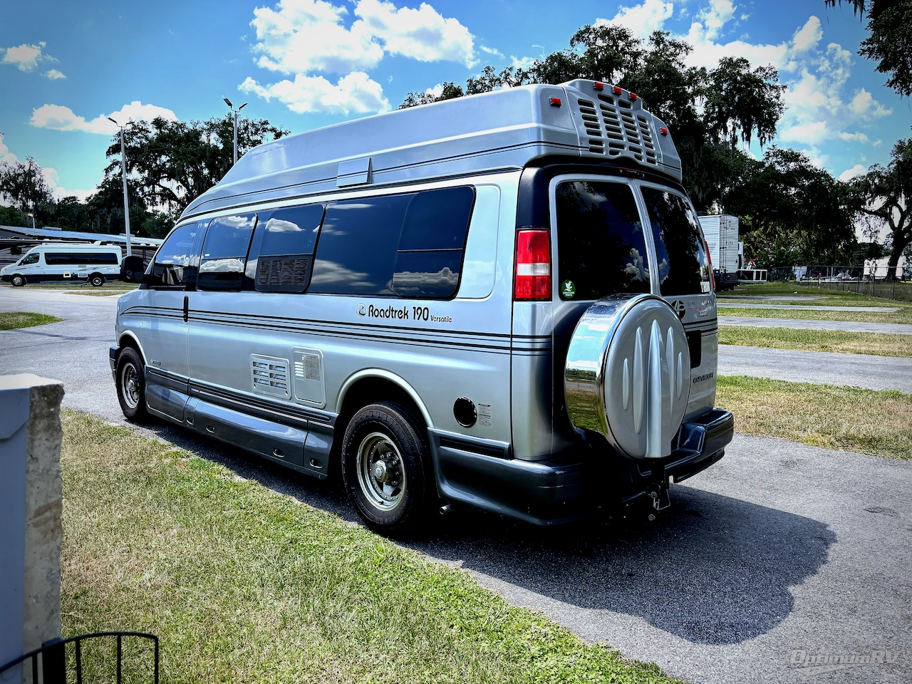 2006 Roadtrek Roadtrek - 190 Versatile 190-Versatile Photo 3